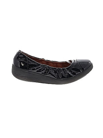 FitFlop Flats (view 1)