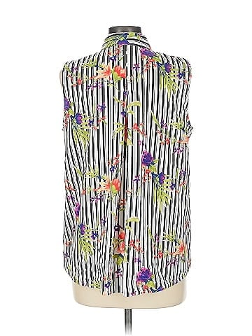 Chico's Sleeveless Button-Down Shirt (view 2)