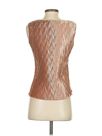 Blooming Rose Sleeveless Blouse (view 2)