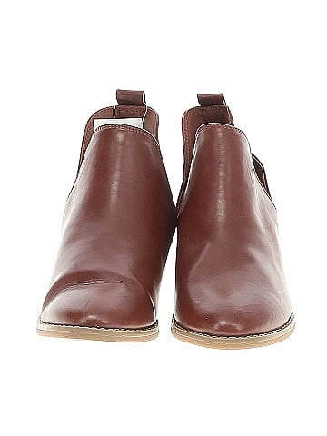 Universal Thread Ankle Boots (view 2)
