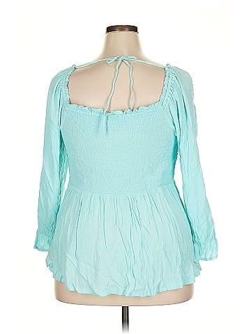 Crown & Ivy 3/4 Sleeve Blouse (view 2)