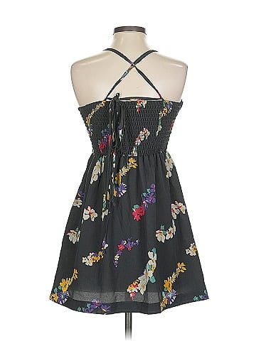 American Eagle Outfitters Sleeveless Top (view 2)