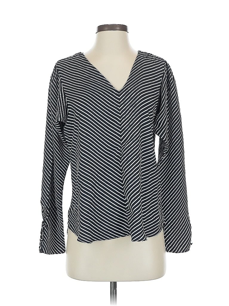 Pre-owned Vince Camuto Long Sleeve Blouse In Gray