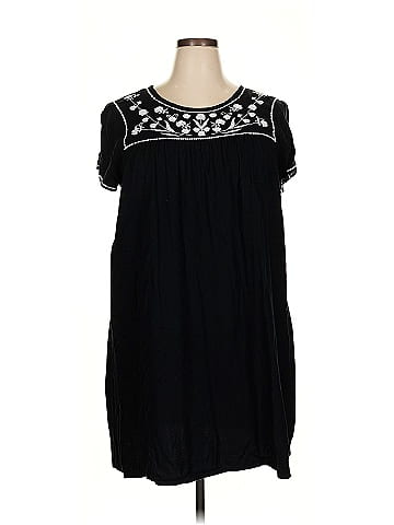 Old Navy Casual Dress (view 1)