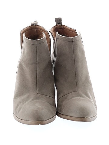 Qupid Ankle Boots (view 2)