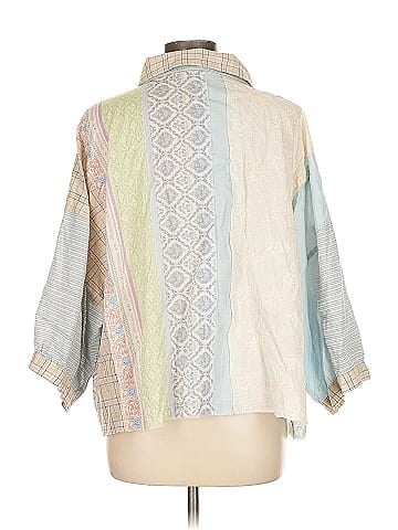 Oli & Hali 3/4 Sleeve Button-Down Shirt (view 2)
