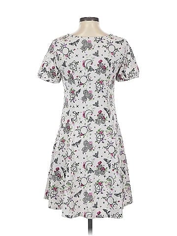 Hot Topic Casual Dress (view 2)