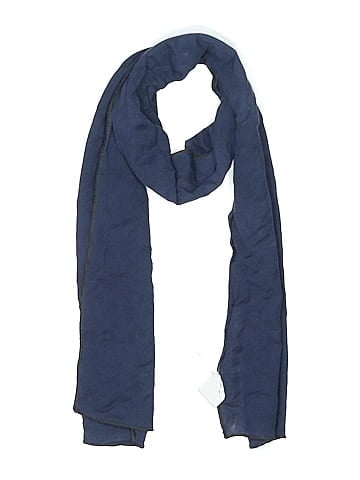 Studio Scarf (view 1)
