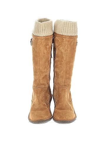 Ugg Boots (view 2)