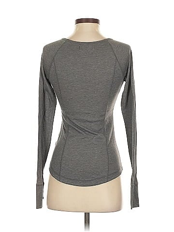 Gilly Hicks Long Sleeve T-Shirt (view 2)