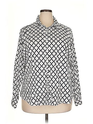 Crown & Ivy 3/4 Sleeve Blouse (view 1)