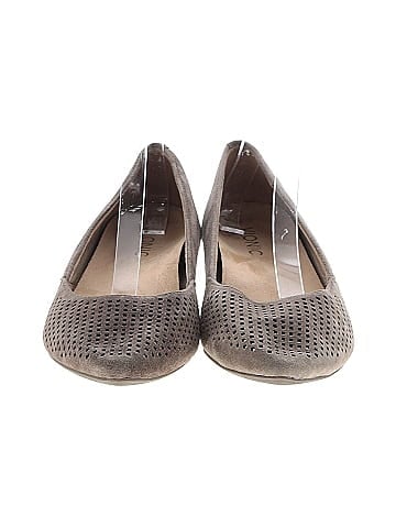 Vionic Flats (view 2)