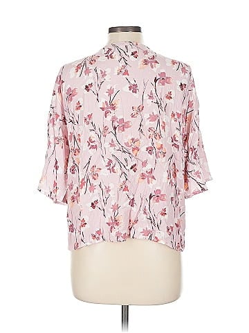 Eyeshadow 3/4 Sleeve Blouse (view 2)