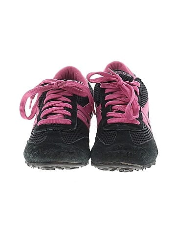 Wanted Sneakers (view 2)