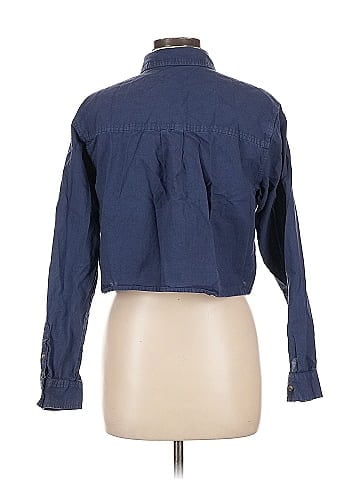 Universal Thread Long Sleeve Button-Down Shirt (view 2)