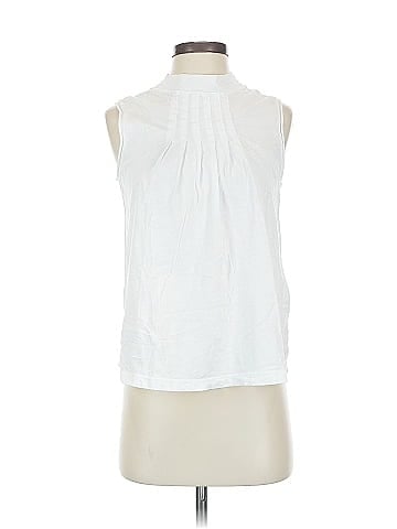 t.la Sleeveless T-Shirt (view 1)