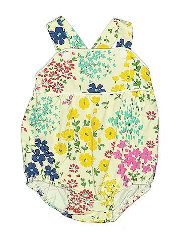 Stitchy Fish Short Sleeve Outfit (view 1)
