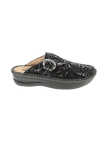 White Mountain Mule/Clog (view 1)