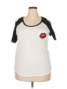 Hot Topic Short Sleeve Top