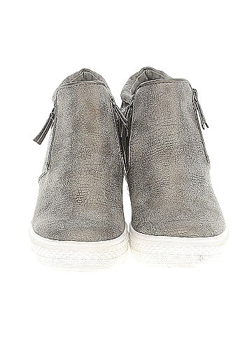 Not Rated Sneakers (view 2)