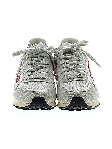 VEJA Sneakers (view 2)