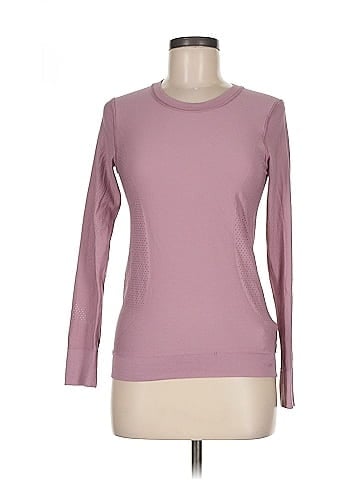 Lululemon Athletica 3/4 Sleeve T-Shirt (view 1)
