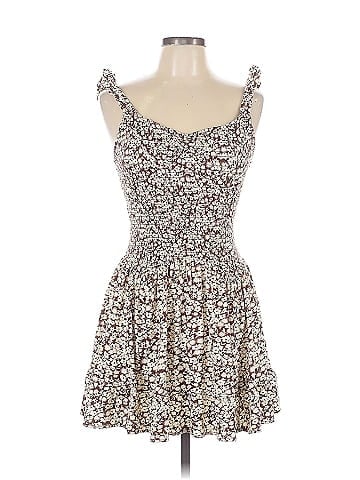 Urban Outfitters Casual Dress (view 1)