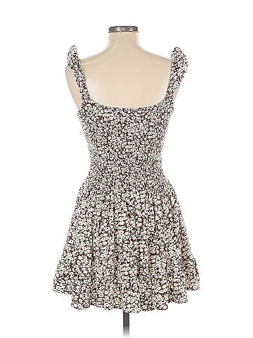 Urban Outfitters Casual Dress (view 2)