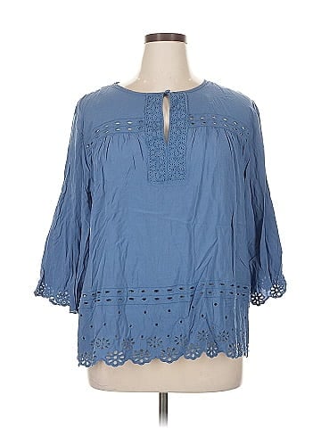Solitaire 3/4 Sleeve Blouse (view 1)
