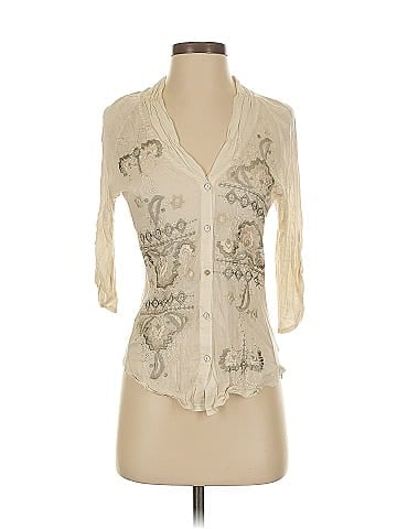 Tiny 3/4 Sleeve Blouse (view 1)