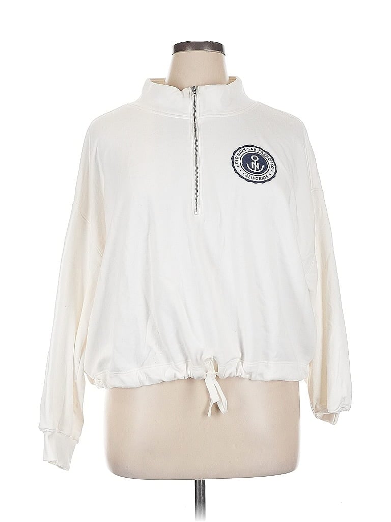 Pre-owned Old Navy Pullover Sweater In White