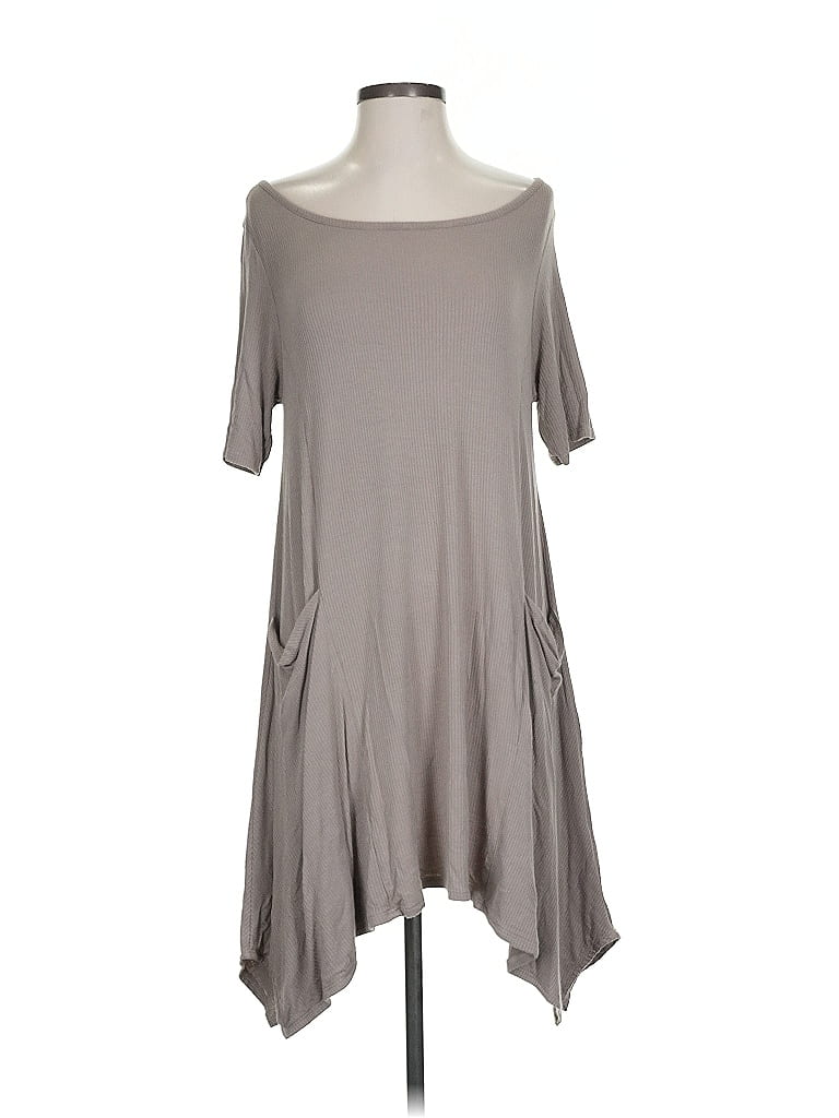 Pre-owned Hailey & Co Casual Dress In Gray