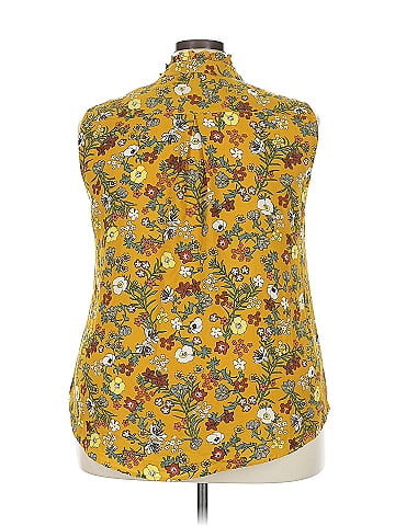 Jasmine & Juliana Sleeveless Blouse (view 2)