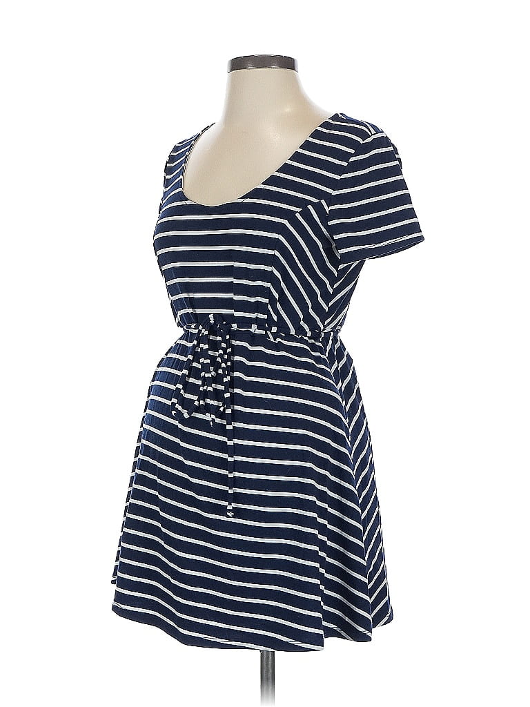Click to view more detailed imagery on our partner's website Pre-owned Motherhood Casual Dress In Blue