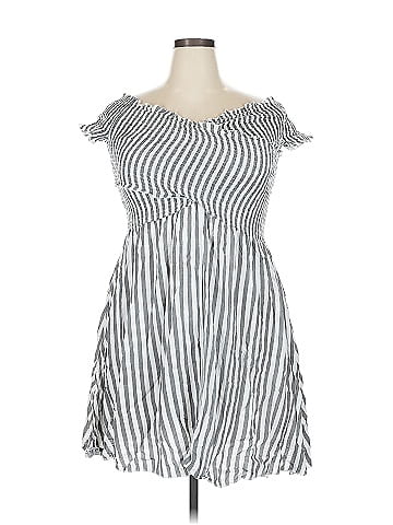 Unbranded Casual Dress (view 1)