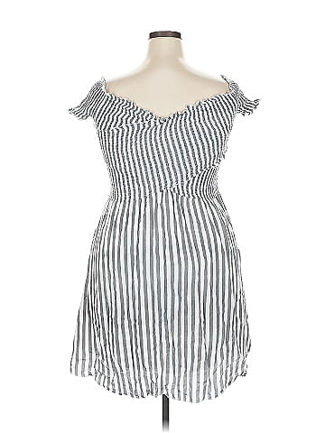 Unbranded Casual Dress (view 2)