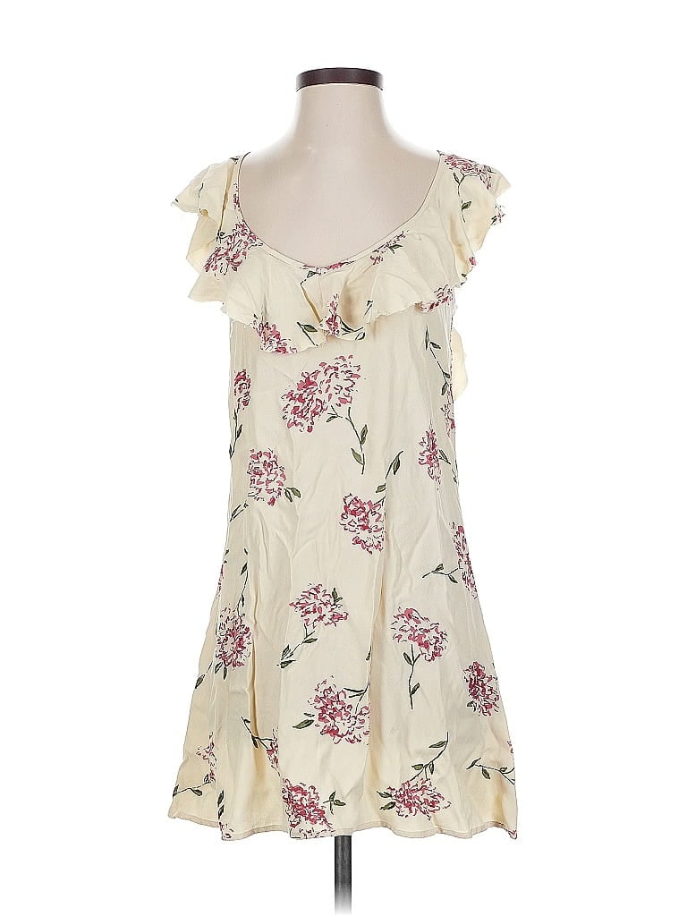 Click to view more detailed imagery on our partner's website Pre-owned Blue Life Made In Sunny Califorina Casual Dress In White