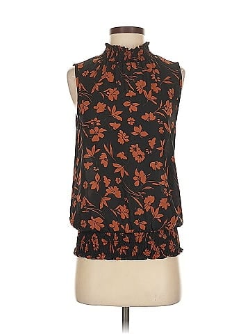 Sienna Sky Sleeveless Blouse (view 1)