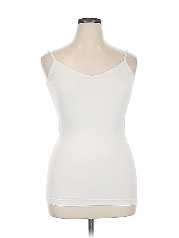 Apt. 9 Sleeveless T-Shirt (view 1)