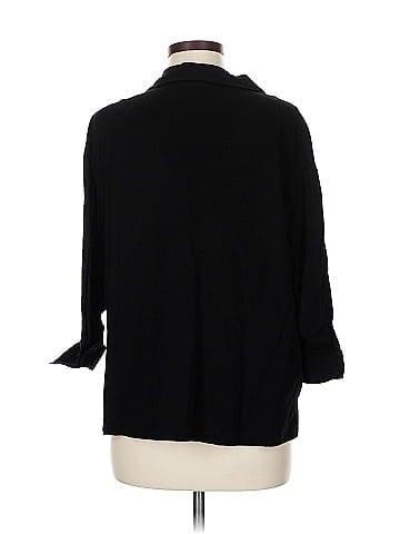 Tianello 3/4 Sleeve Button-Down Shirt (view 2)
