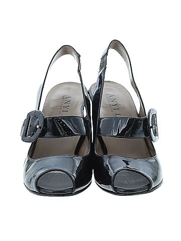 Anyi Lu Heels (view 2)