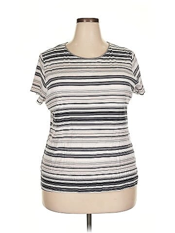 Croft & Barrow Short Sleeve T-Shirt (view 1)