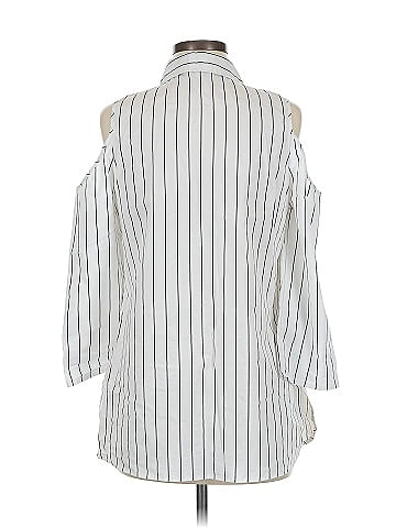 Neiman Marcus Sleeveless Button-Down Shirt (view 2)