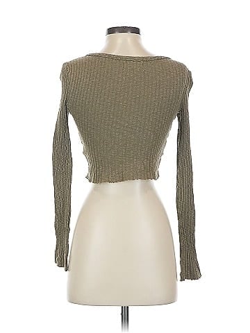 Urban Outfitters 3/4 Sleeve T-Shirt (view 2)