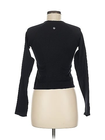Lululemon Athletica Long Sleeve T-Shirt (view 2)