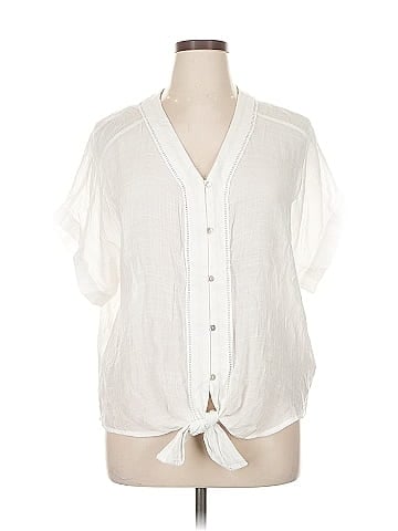 Hope & Harlow Short Sleeve Blouse (view 1)