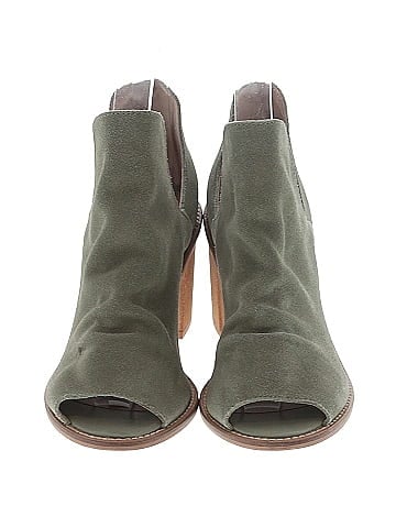 Chinese Laundry Heels (view 2)
