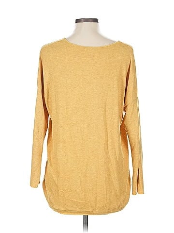 Three Hearts Pullover Sweater (view 2)