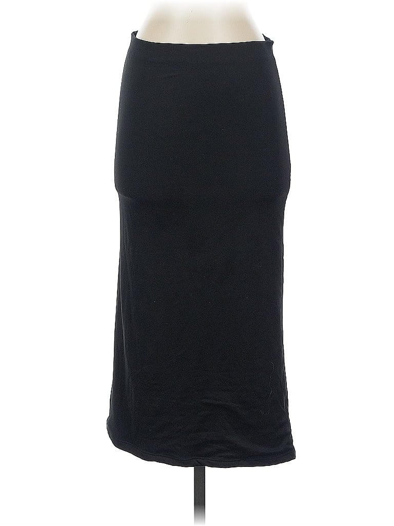 Click to view more detailed imagery on our partner's website Pre-owned Assorted Brands Casual Skirt In Black