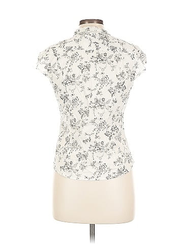 H&M Sleeveless Button-Down Shirt (view 2)